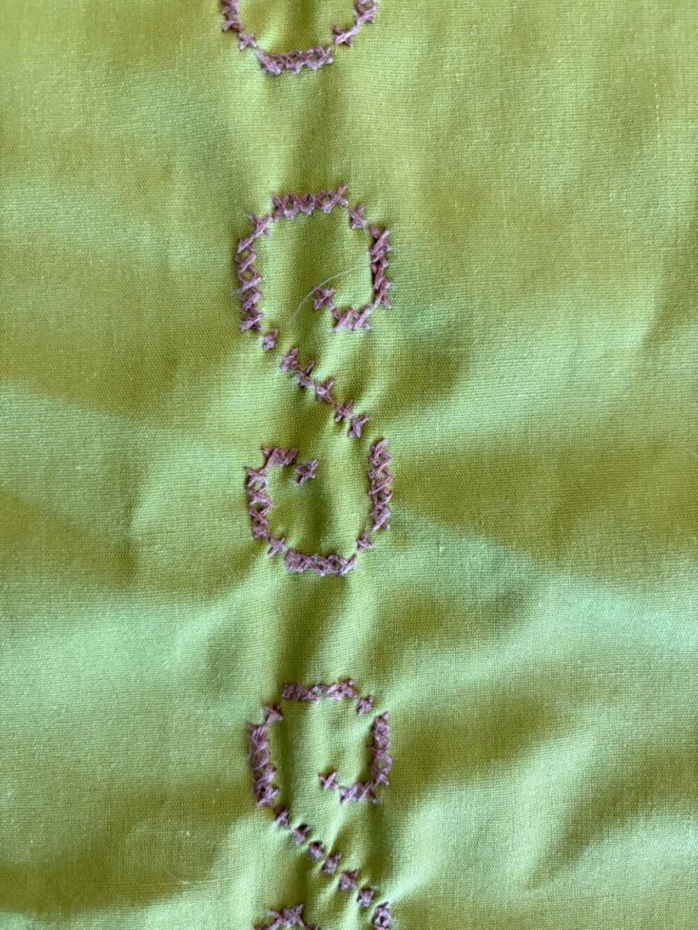 Vtg Hand Embroidered Avocado Green Tablecloth Oval 82 x 56 MCM Grapevine
